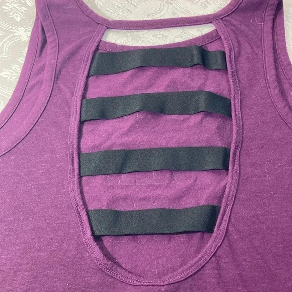 Victoria Secret tank top L - Picture 7 of 16